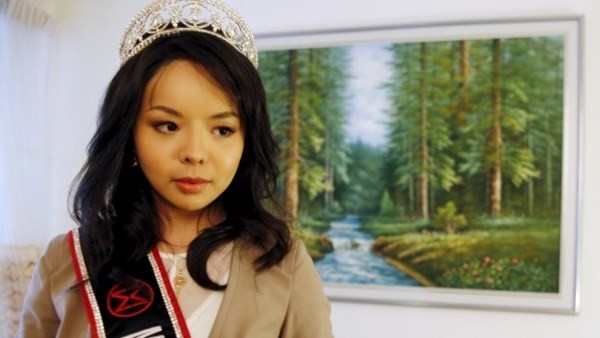 Hoa hau Canada bi TQ cam nhap canh thi Miss World 2015-Hinh-2